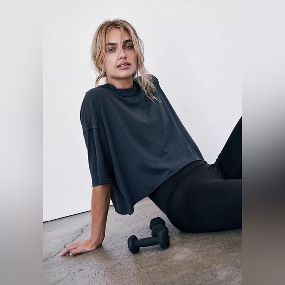 NWT Free People FP Movement Inspire Tee in Black - Picture 2 of 11